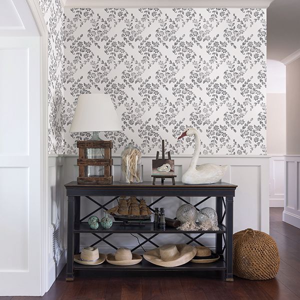Arabesque, Grey