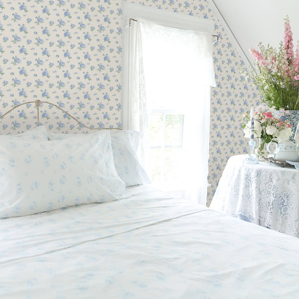 Rosa Beaux, Pastel Blue