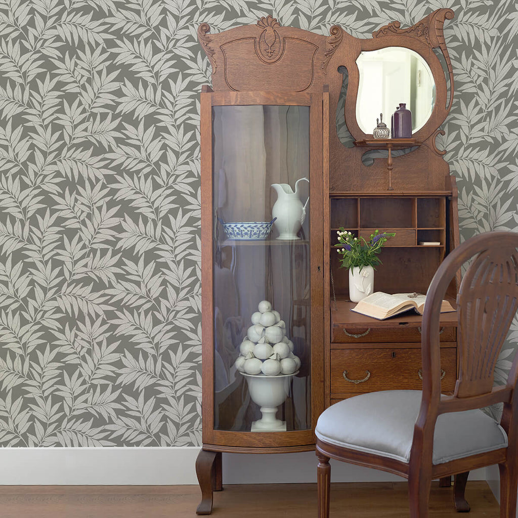 Morris, Dark Grey