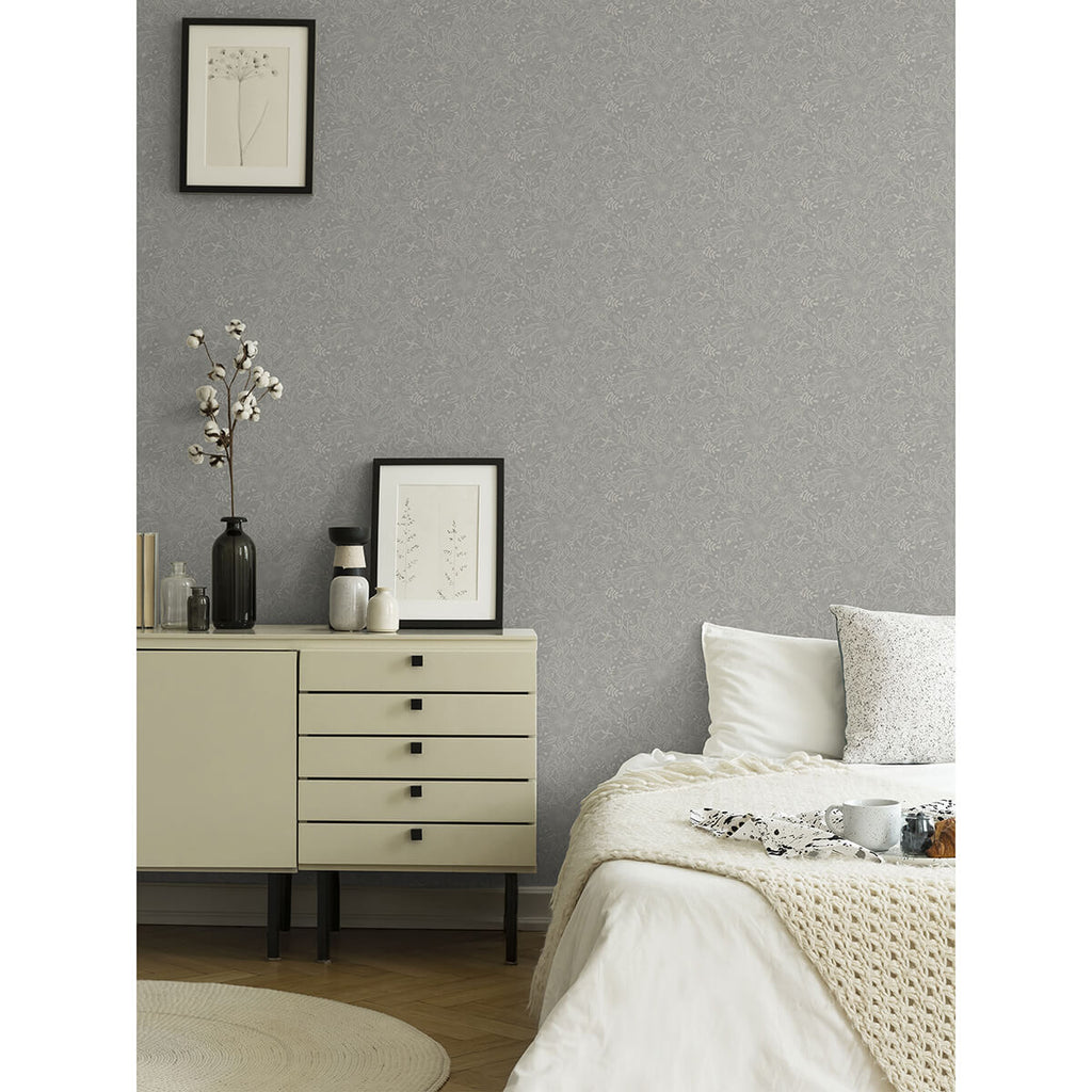 Wilma, Grey