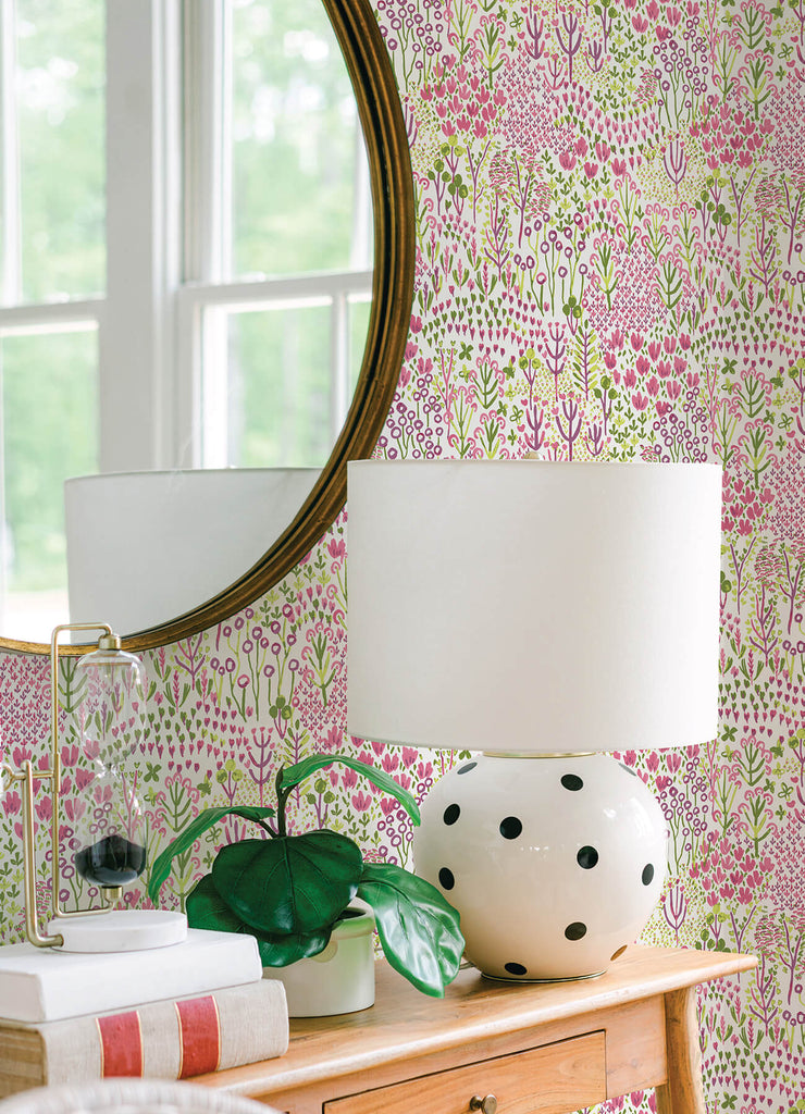 Chilton, Pink