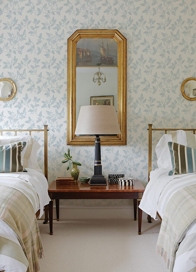 Ardell, Light Blue