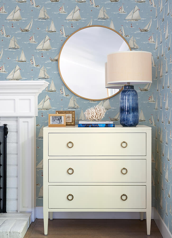 Leeward, Light Blue