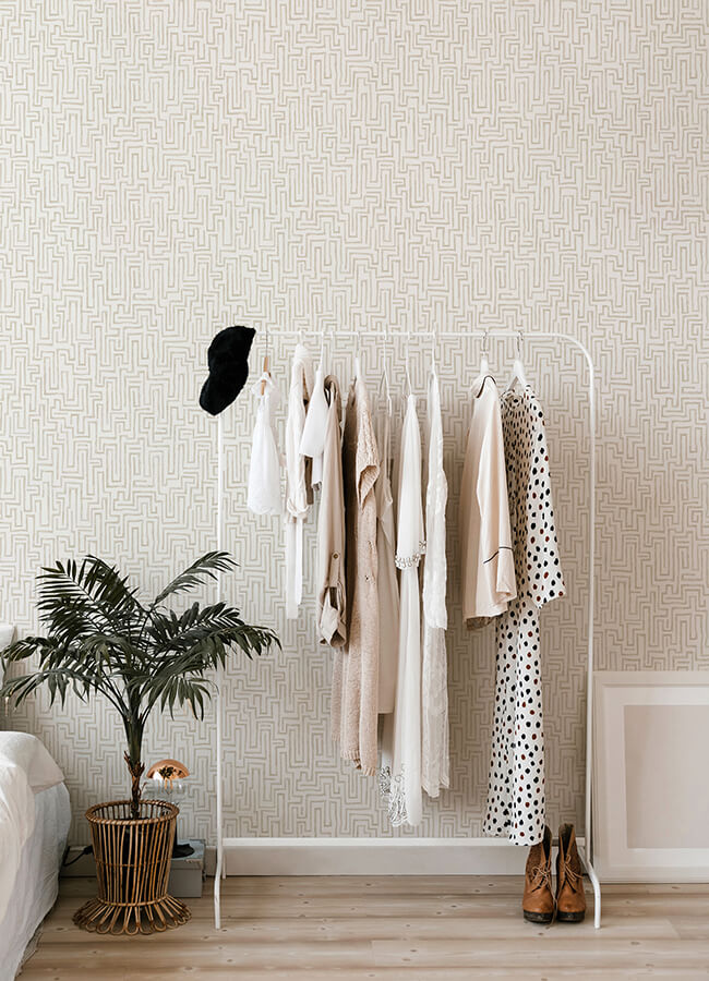 Ramble, Taupe