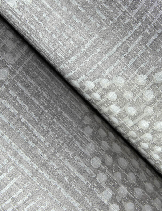 Salma, Grey
