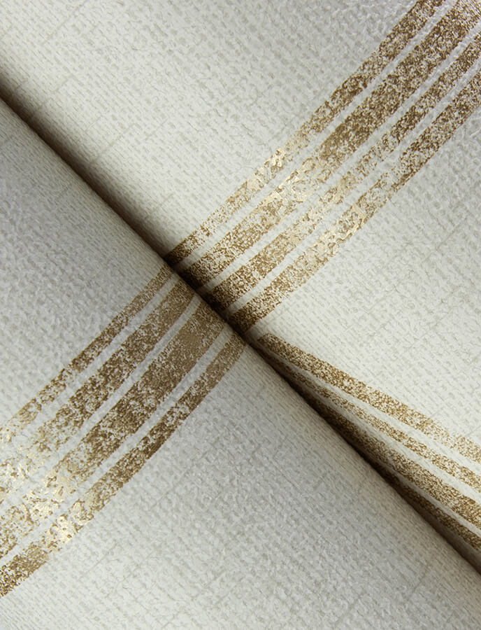 Harlow, Ivory