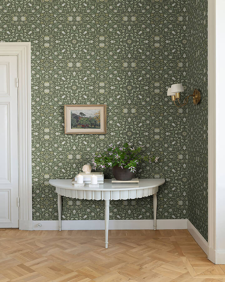 No 1 Holland Park, Green