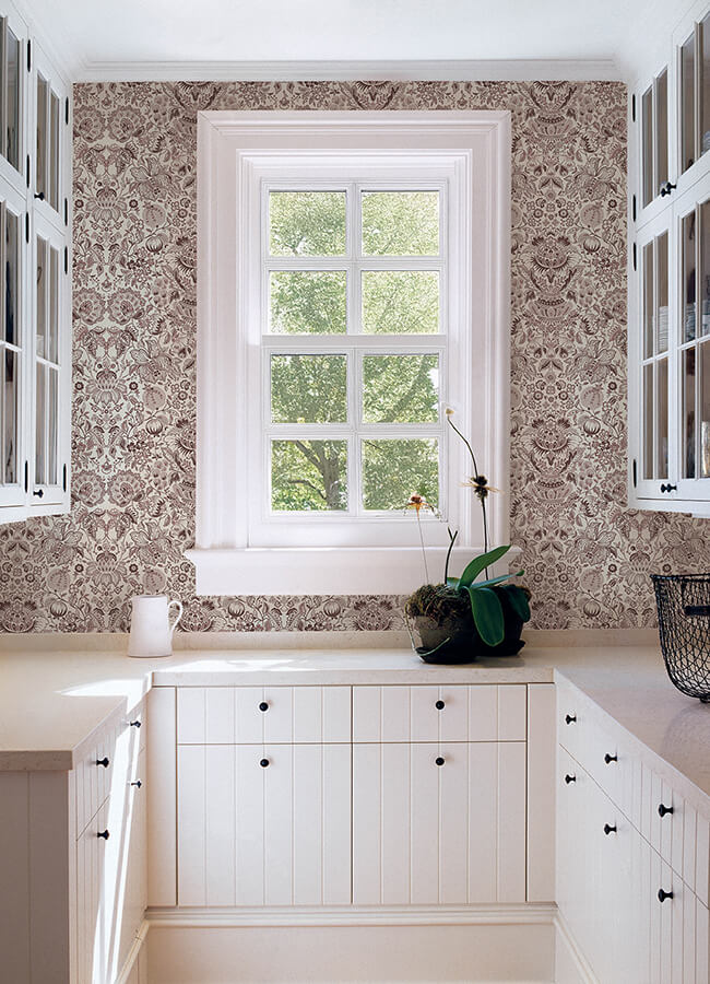 Shadow, Cream