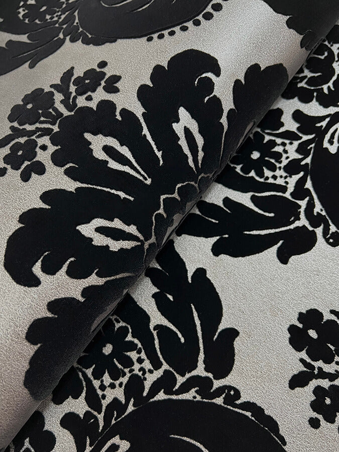 Shadow, Black
