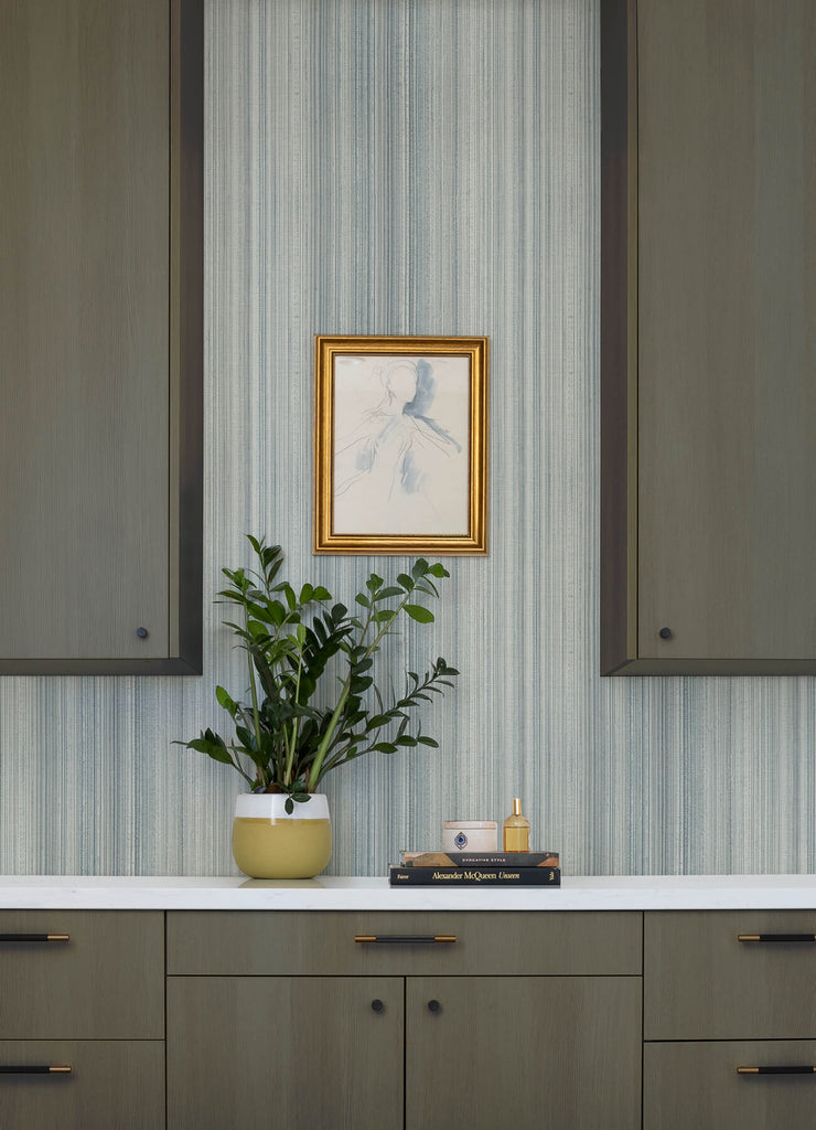 Elan, Blue