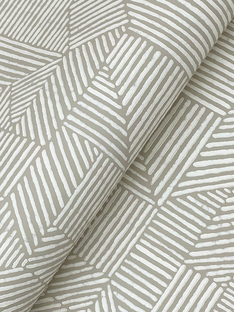 Crescendo, Light Grey