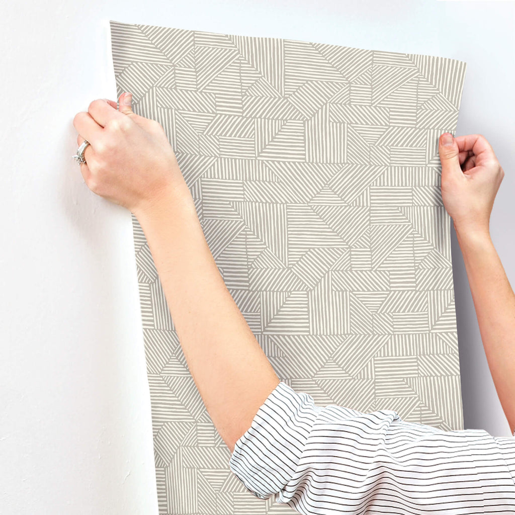 Crescendo, Light Grey