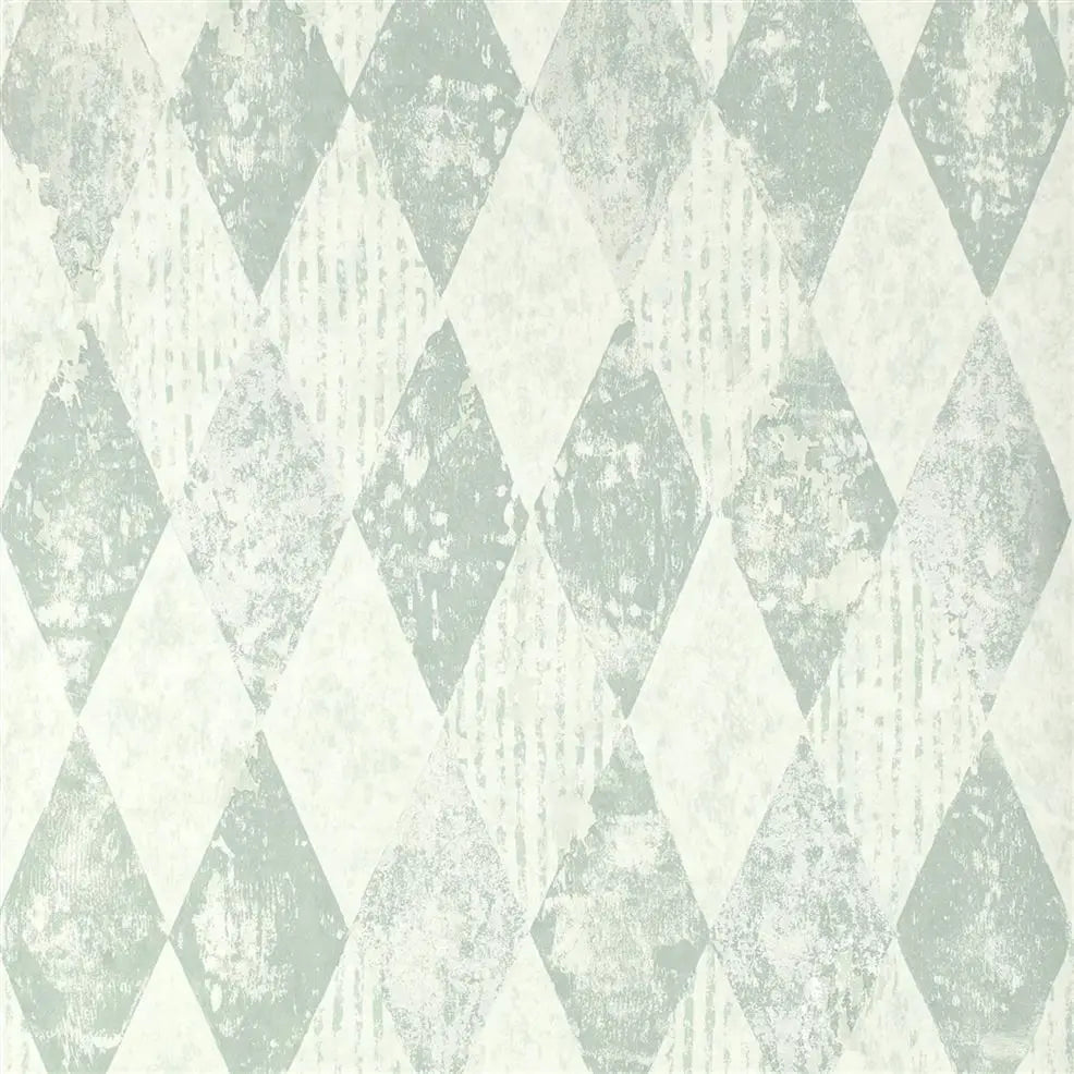 Arlecchino Diamond 05 Eau de Nil Green Wallpaper | Designers Guild Europe