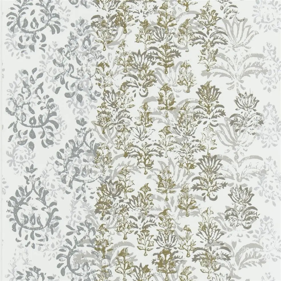 Kasavu Distressed Damask Ivory Wallpaper | Designers Guild Europe