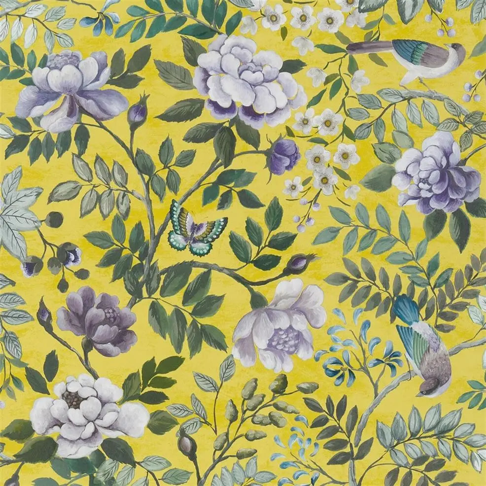 Porcelaine de Chine Flora Birds 03 Alchemelia Yellow Wallpaper | Designers Guild Europe