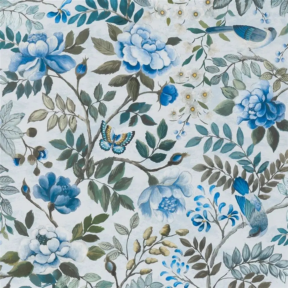 Porcelaine de Chine Flora Birds 05 Porcelain Blue Wallpaper | Designers Guild Europe