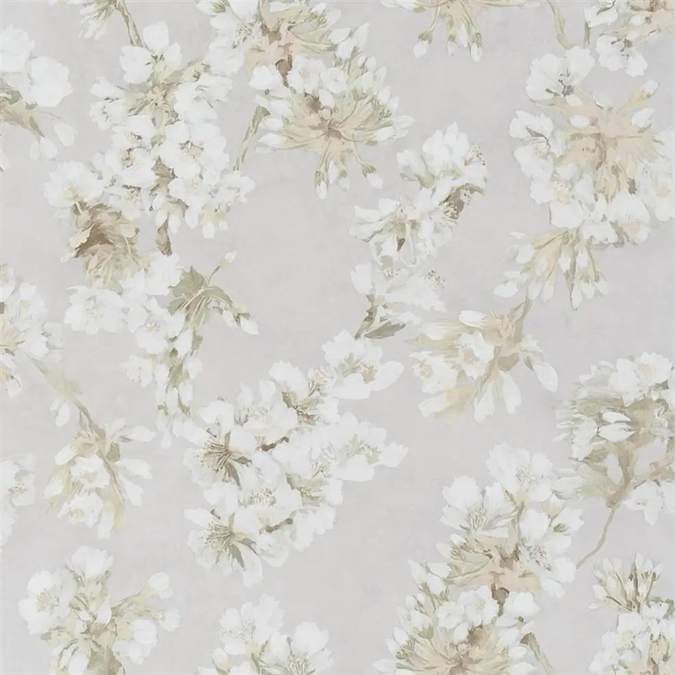 Fleur d'Assam Mid Scale Floral 01 Pearl Wallpaper | Designers Guild Europe