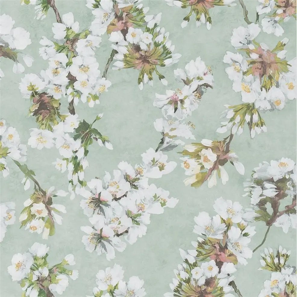 Fleur d'Assam Mid Scale Floral 05 Platinum Wallpaper | Designers Guild Europe