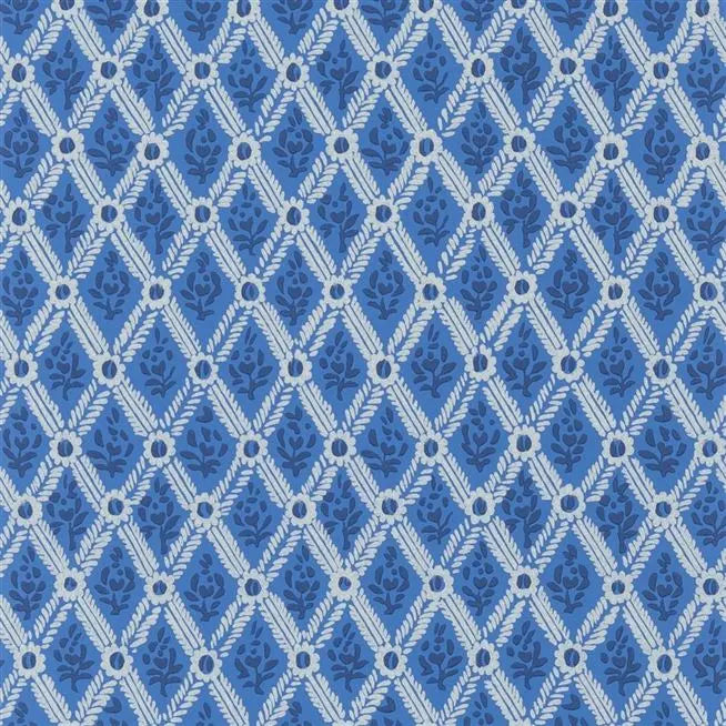 St John Street Small Scale Trellis Ink Blue Wallpaper | Designers Guild Europe
