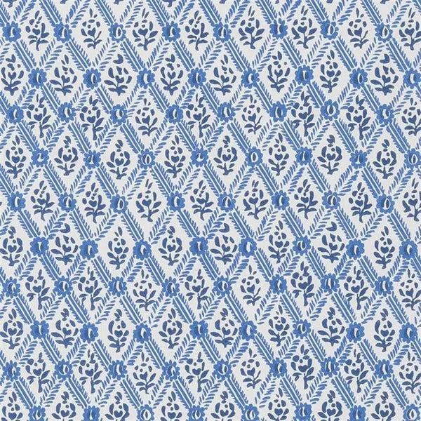 St John Street Small Scale Trellis Woad Blue Wallpaper | Designers Guild Europe