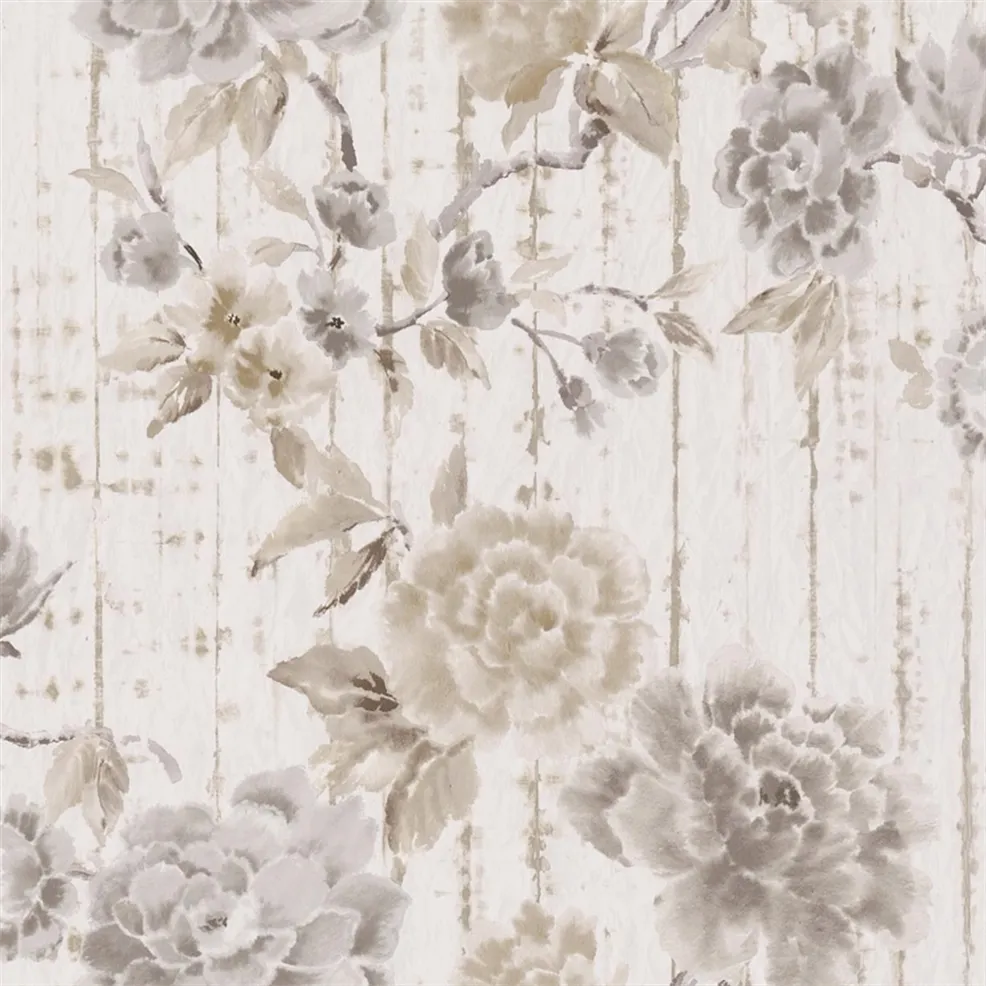 Kyoto Peony Flower Birch Wallpaper | Designers Guild Europe