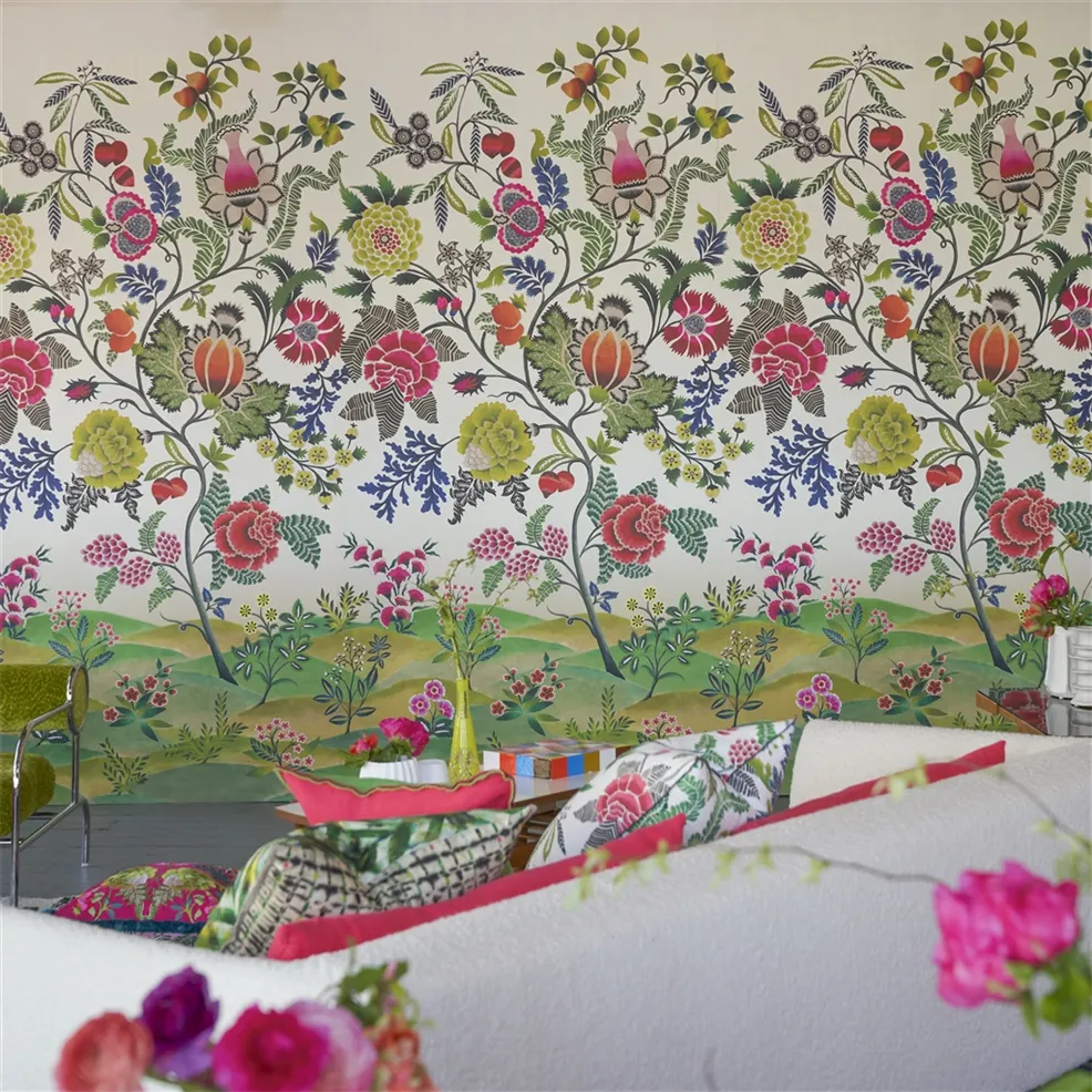 Brocart Decoratif Grasscloth Panel 01 Fuchsia | Designers Guild Europe