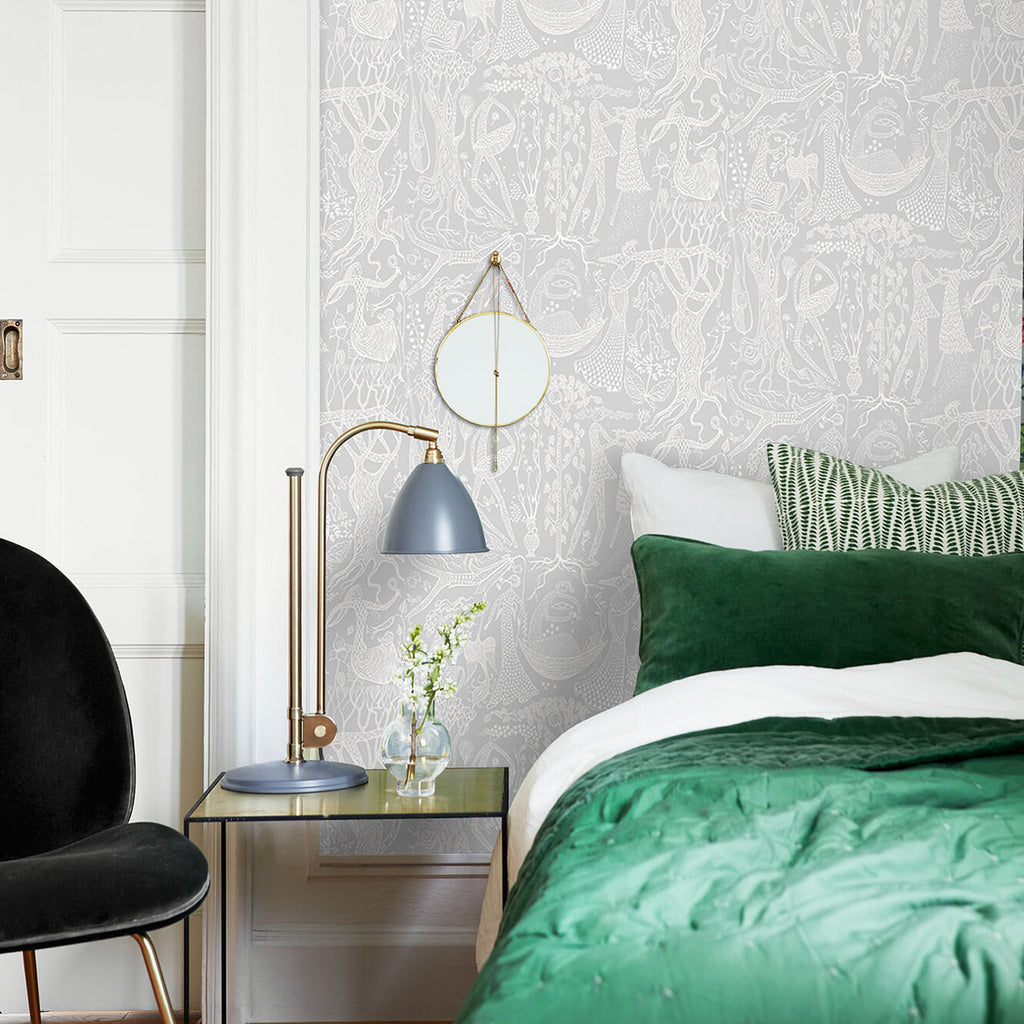 Poème D'amour Grey Room Setting | Schumacher Wallpaper