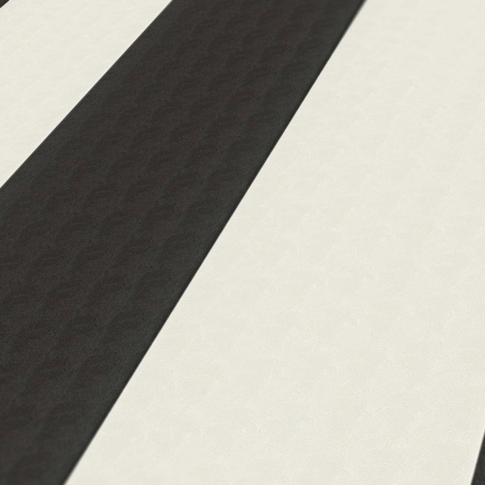 Karl Lagerfeld Black Wallcovering | AS Creation