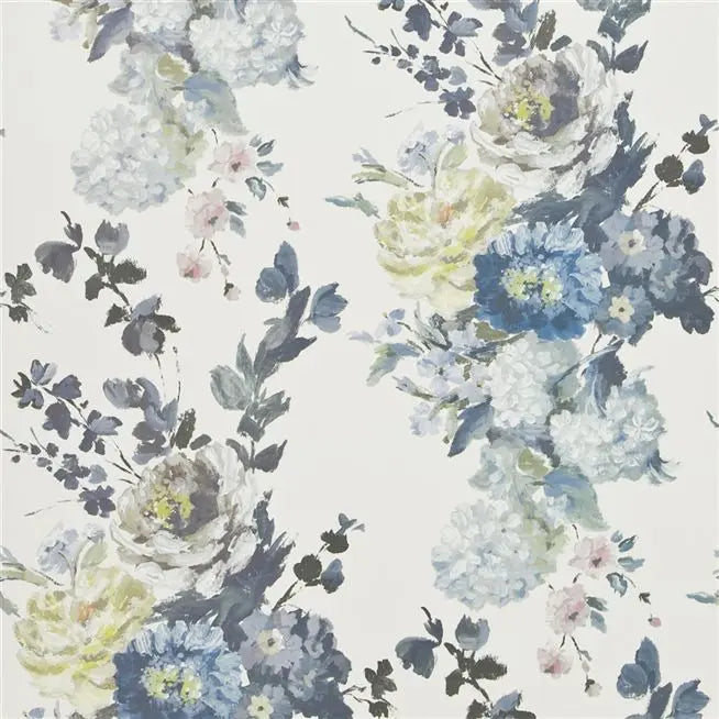 Seraphina Floral 01 Delft Wallpaper | Designers Guild Europe