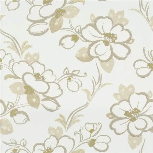 Lotus Small Scale Flower 01 oyster Wallpaper | Designers Guild Europe