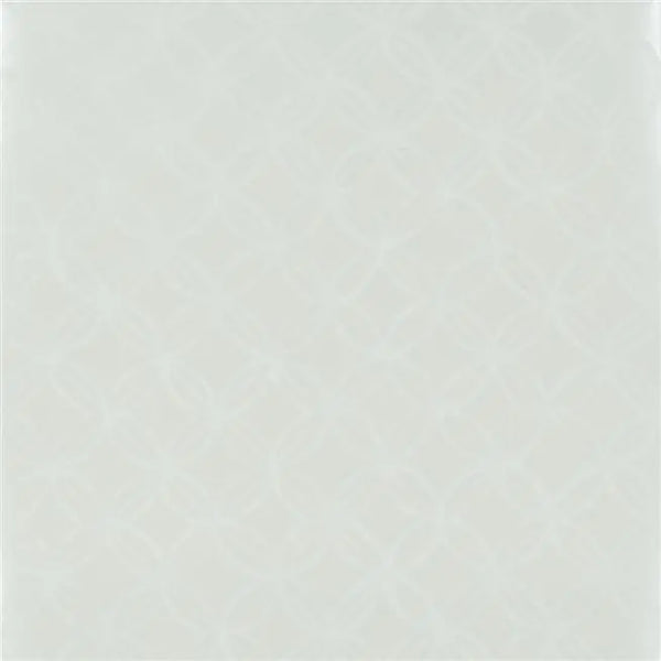 Ottelia  small scale geometric  01 Pearl Wallpaper | Designers Guild Europe