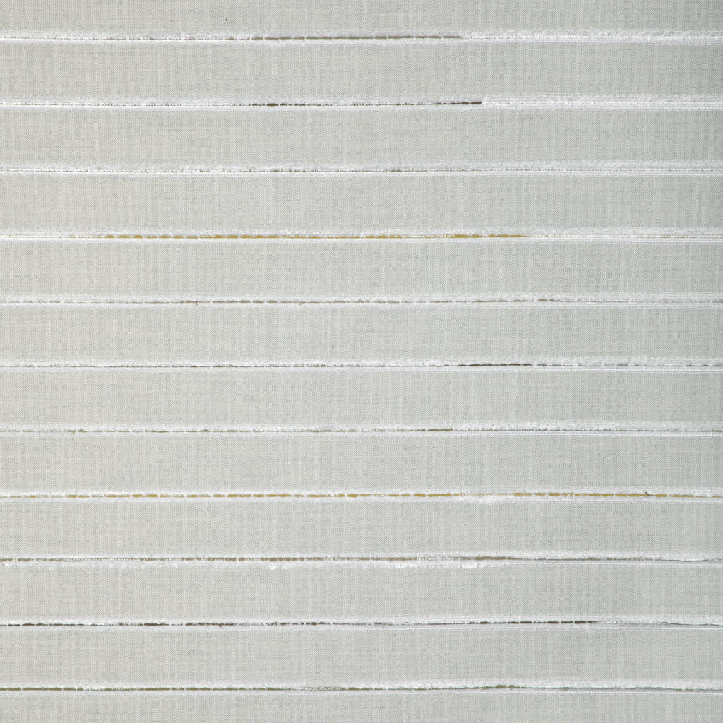 Peekaboo, Pale Green