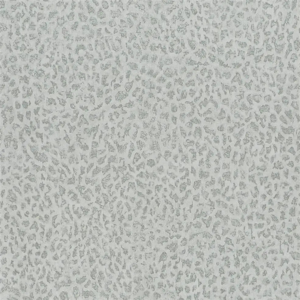 Ciottoli Embossed Platinum Wallpaper | Designers Guild Europe