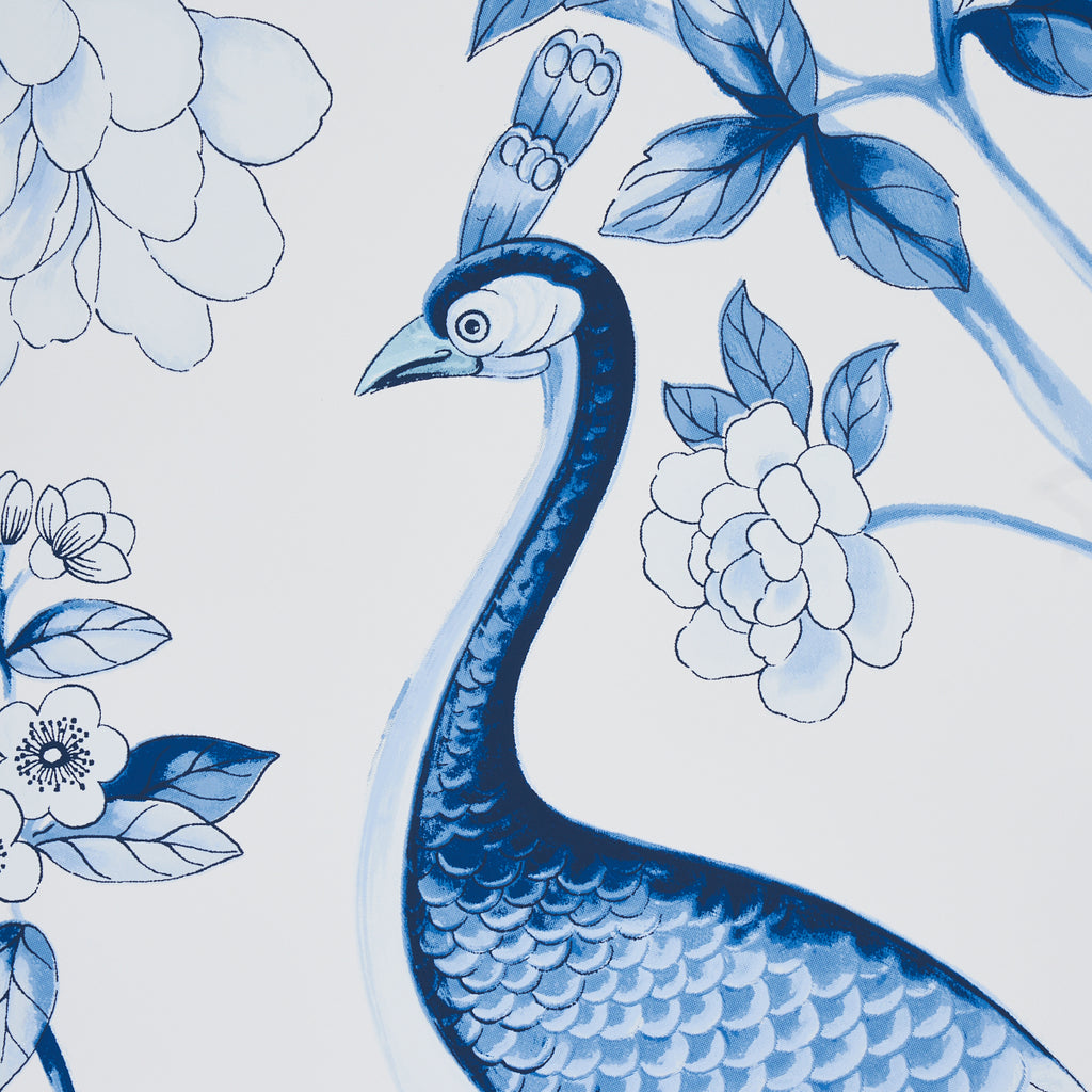 Oiseaux Et Fleurs Porcelain Room Setting | Schumacher Wallpaper