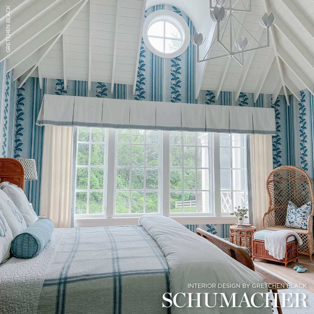 Hydrangea Drape Delft Room Setting | Schumacher Wallpaper