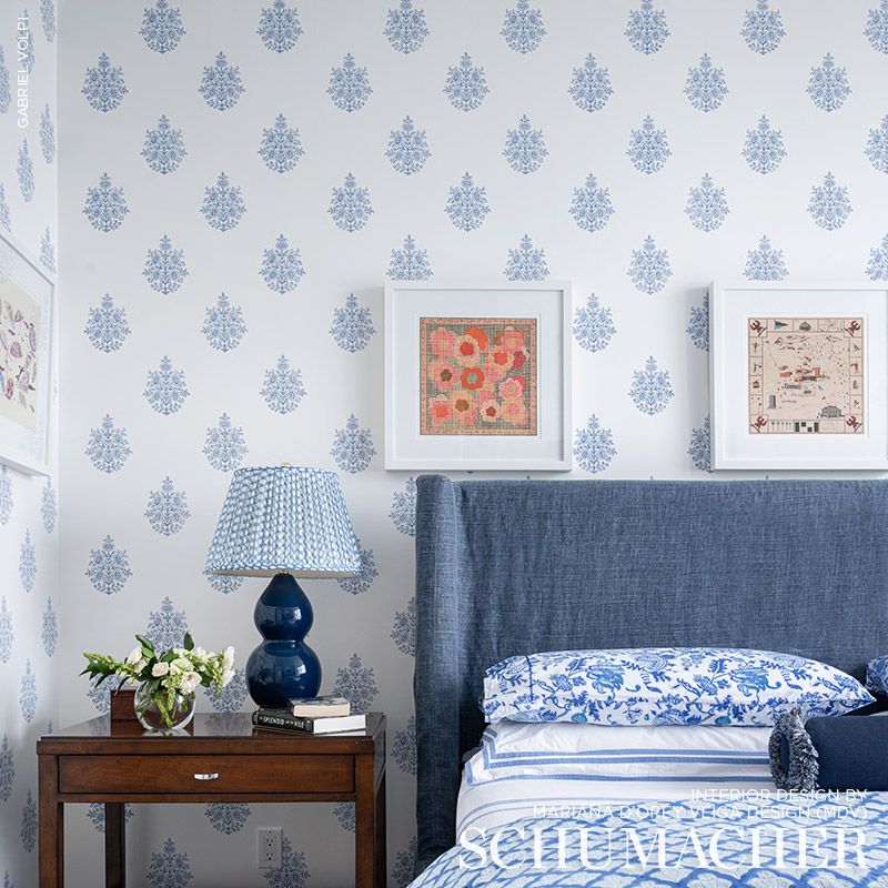 Asara Flower Delft Room Setting | Schumacher Wallpaper