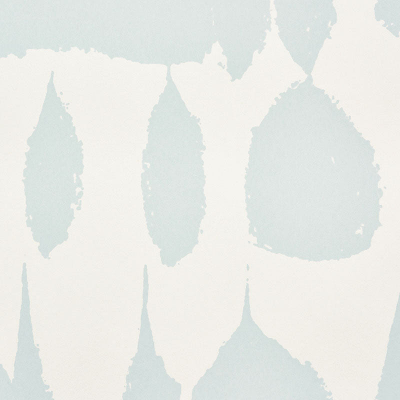 Queen Of Spain Sky Room Setting | Schumacher Wallpaper