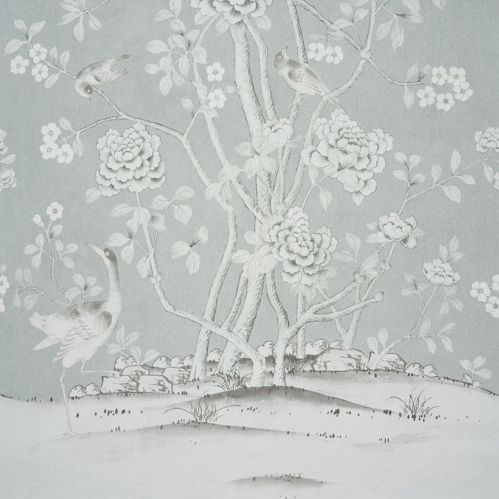 Chinois Palais Panel Grisaille Room Setting | Schumacher Wallpaper