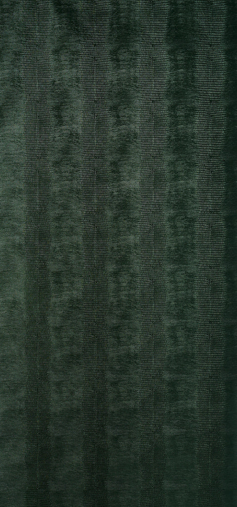 Komodo Forest Green Room Setting | Schumacher Wallpaper