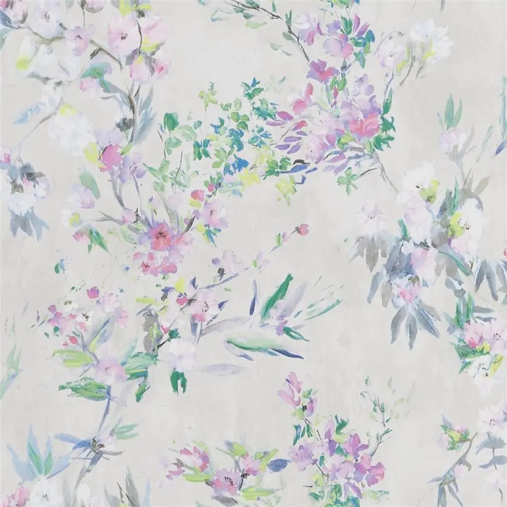 Falence Floral 04  Wallpaper | Designer's Guild Europe