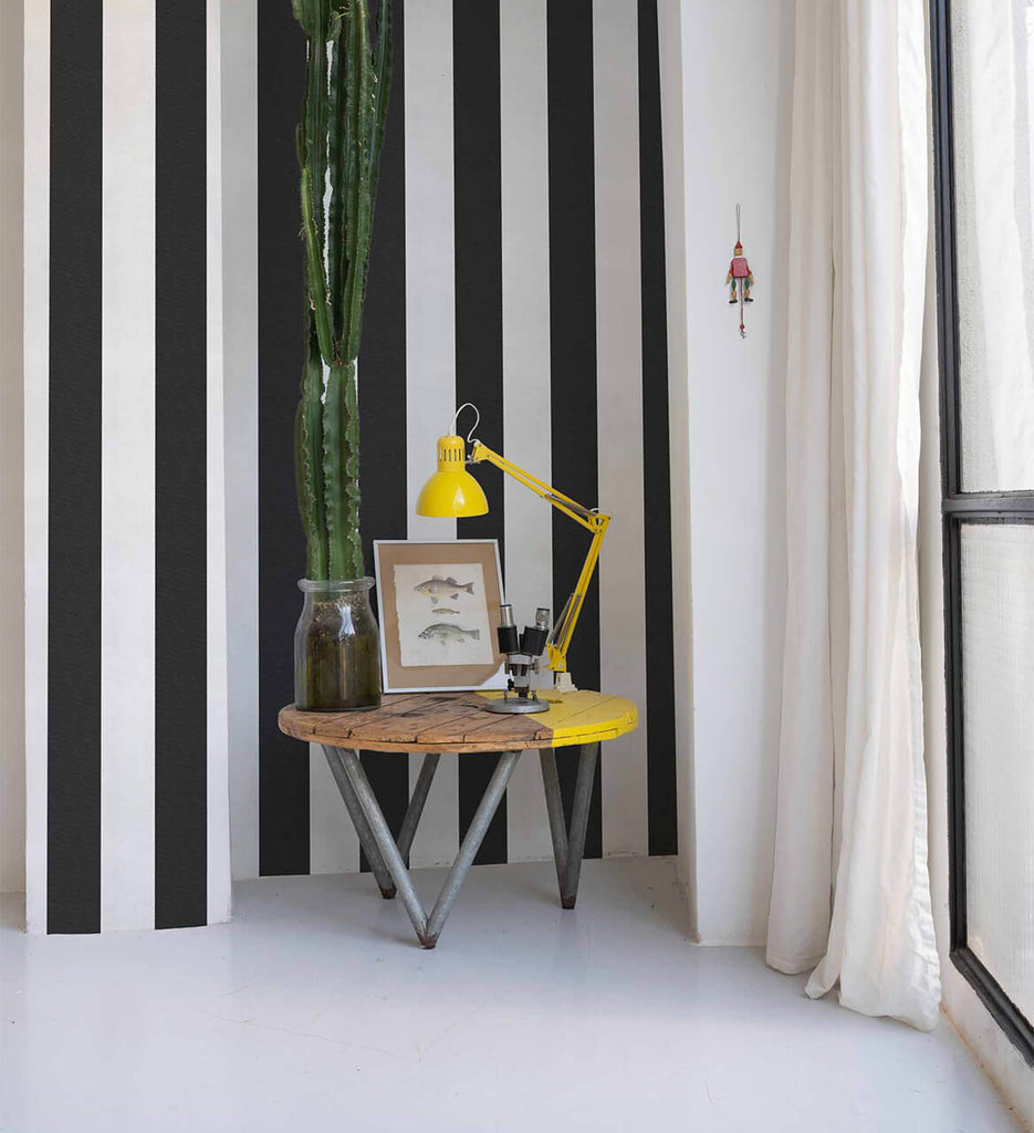 Stripe 8 Tinta, Tinta
