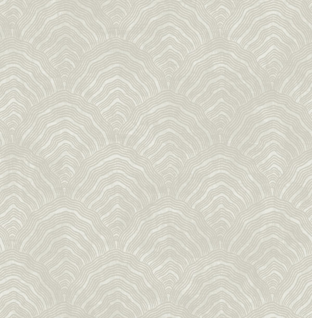 Malibu Confucius Scallop Wallpaper - Traditional Geometric - Linen and Metallic Pearl | Malibu Wallpaper