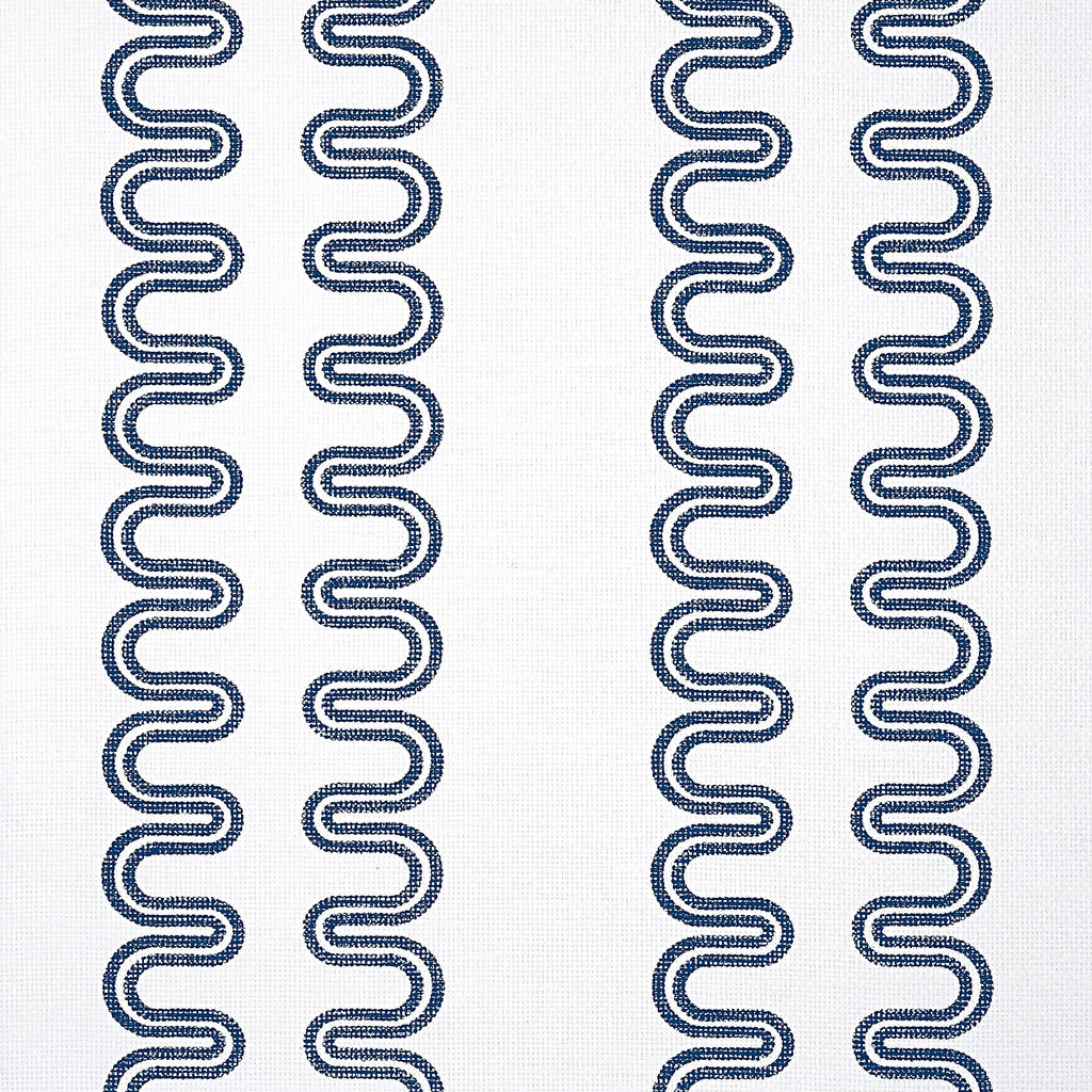 Herriot Way Wallpaper | Anna French Wallpaper | Anna French Wallcovering
