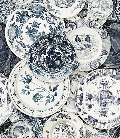Delftware Vintage - Blue, White Wallcovering | Mind the Gap