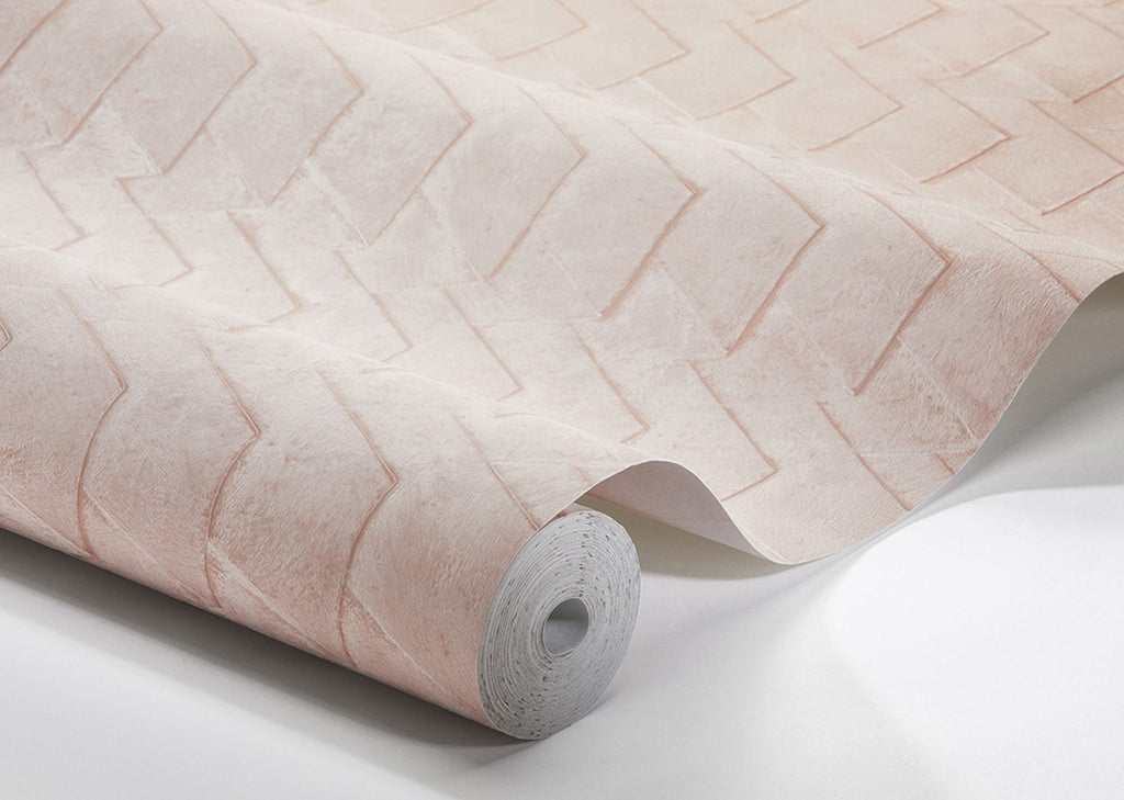 Nami Pink, Roll