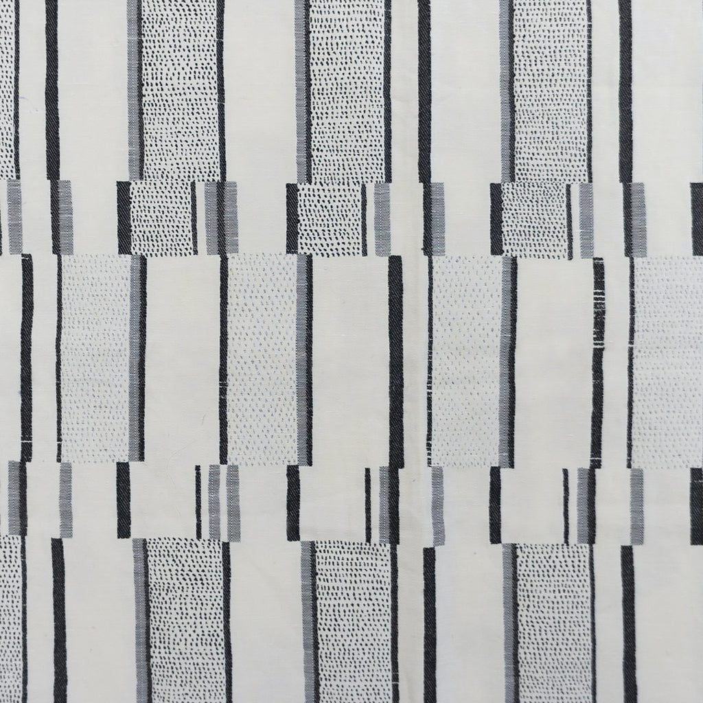 Seijun - Original Black By Gaston Y Daniela | Gaston Japon |Modern Stripes Upholstery