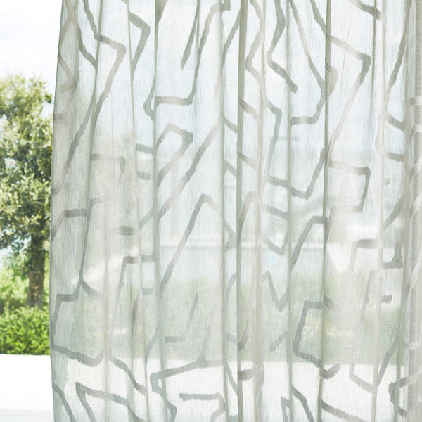 Melodic Sheer Tranquility/Chalk | Harlequin