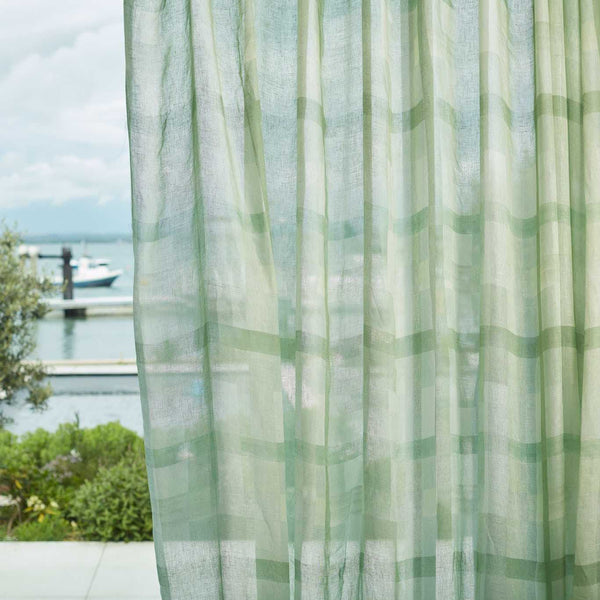 Ertha Sheer Clover | Harlequin
