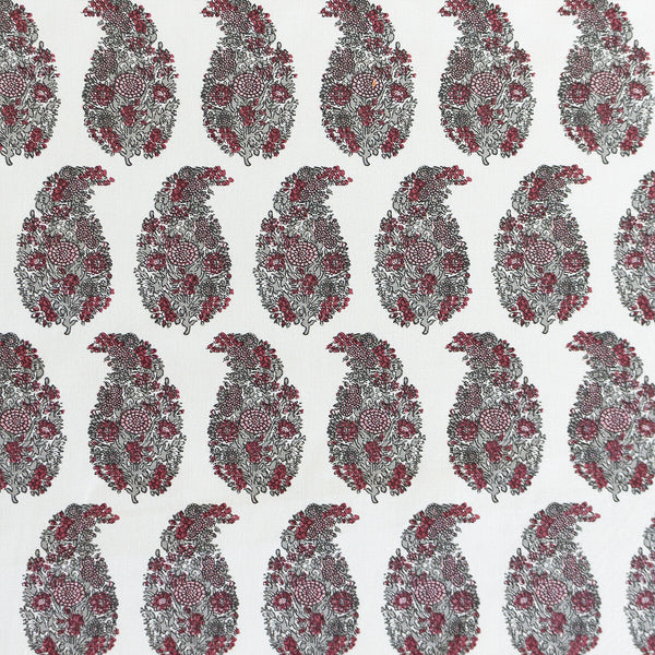 Tarsila - Rosa/Berenjena Pink By Gaston Y Daniela | Lorenzo Castillo V |Paisley  Multipurpose Print