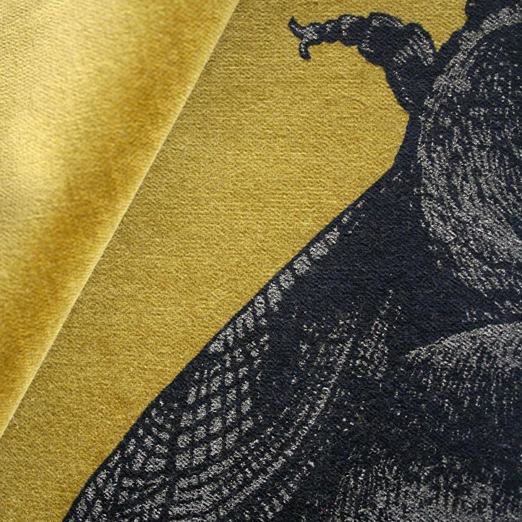 Napoleon Bee Velvet Black & Gold on Honey